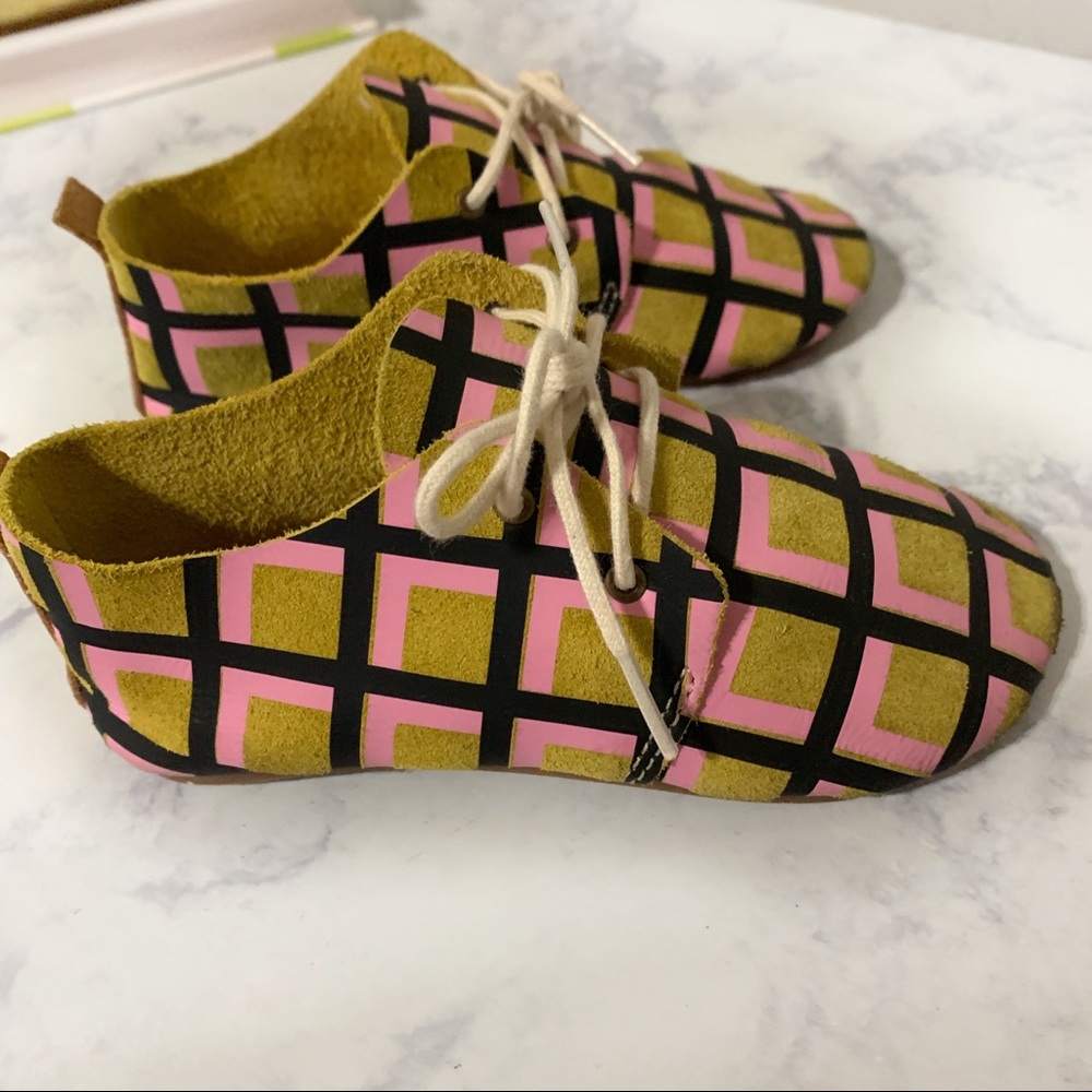 Zuzii Girls Oxfords Yellow Pink Striped 8